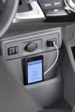Toyota Prius V 2011 года